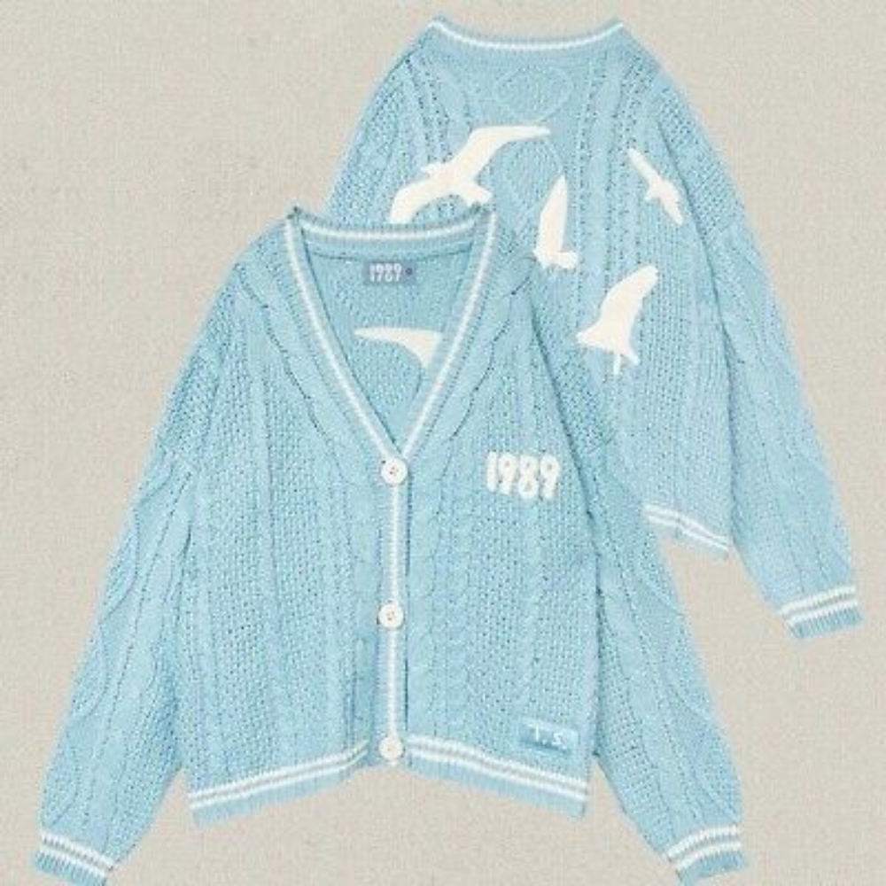 1989 Taylor Swift Blue Knit Cardigan XS/SMALL